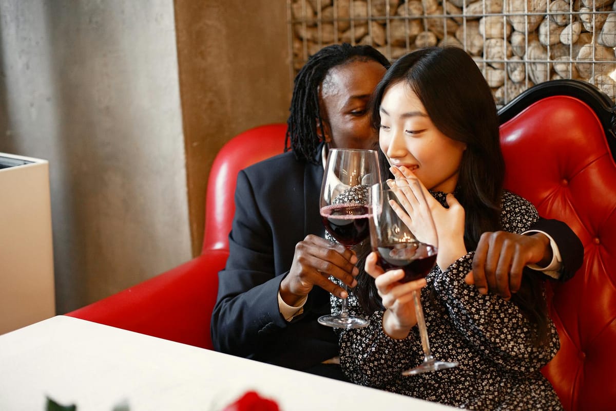 Foods That Spark Conversation Dates: Romantic Ideas